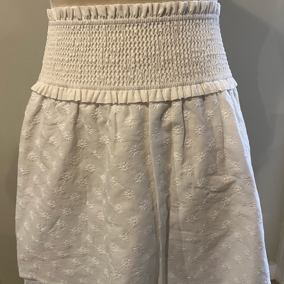 NWT Rails Addison white embroidered daises skirt size xs - Picture 6 of 14